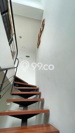 Hunian Mewah LB 120m2 Siap Pakai Desain Elegan di Bintaro, Tangerang Selatan Hunian Mewah LB 120m2 Siap Pakai Desain Elegan di Bintaro, Tangerang Selatan