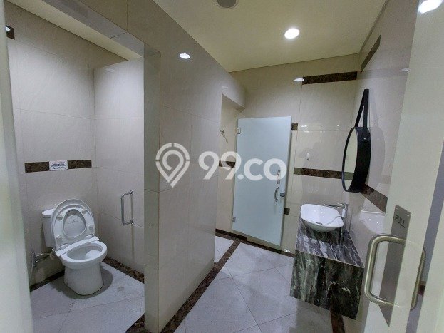 Unit Komersial Dijual di Jakarta Selatan LT 283m2 & LB 1603m2 Unit Komersial Dijual di Jakarta Selatan LT 283m2 & LB 1603m2