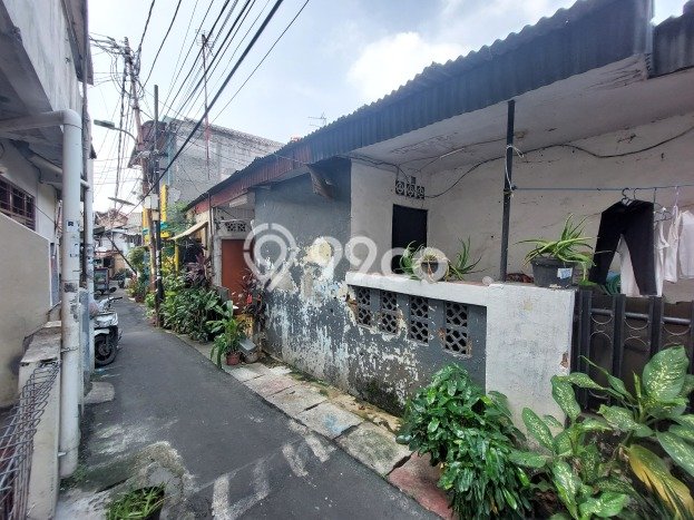 Rumah Modern Minimalis 4 Kamar Bisa Langsung Pindah di Tebet Rumah Modern Minimalis 4 Kamar Bisa Langsung Pindah di Tebet