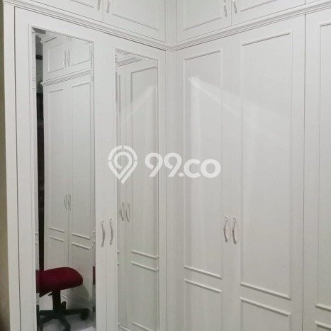 Ready to Use! Luxury House LT 200m2 Desain Elegan di Jati Padang Ready to Use! Luxury House LT 200m2 Desain Elegan di Jati Padang