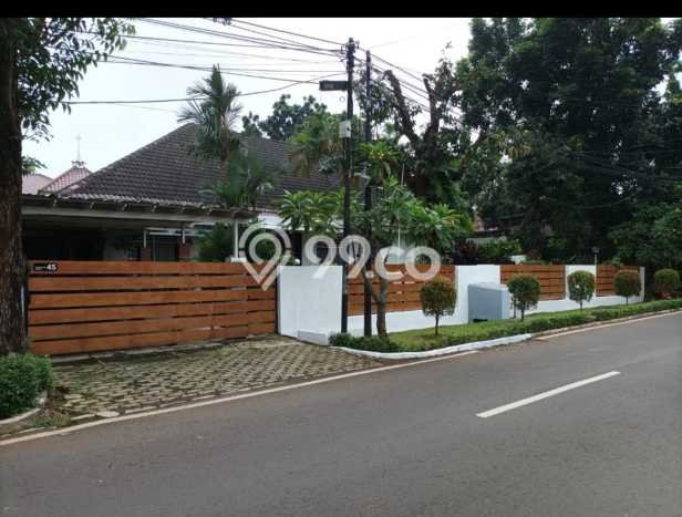 Dijual Rumah Premium dengan Fasilitas Sekitar Lengkap di Cilandak, Jakarta Selatan Dijual Rumah Premium dengan Fasilitas Sekitar Lengkap di Cilandak, Jakarta Selatan