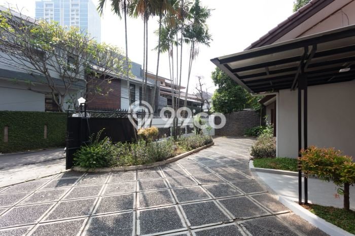 Dijual Rumah Mewah Exclusive di Kebayoran Baru, Jakarta Selatan Dijual Rumah Mewah Exclusive di Kebayoran Baru, Jakarta Selatan