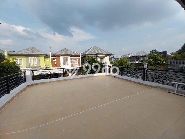 Rumah Elit Modern Tanpa Renovasi di Cibubur Jakarta Timur Rumah Elit Modern Tanpa Renovasi di Cibubur Jakarta Timur