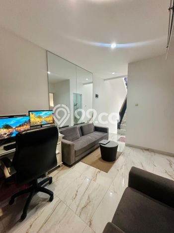 Rumah Minimalis LB/LT 135m2/111m2 Siap Huni Area Cibubur, Bekasi Rumah Minimalis LB/LT 135m2/111m2 Siap Huni Area Cibubur, Bekasi