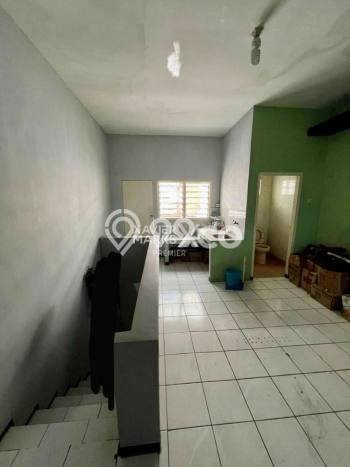 Lokasi Strategis! Dijual Ruko Bisnis di Klojen, Malang Kondisi Bagus Lokasi Strategis! Dijual Ruko Bisnis di Klojen, Malang Kondisi Bagus
