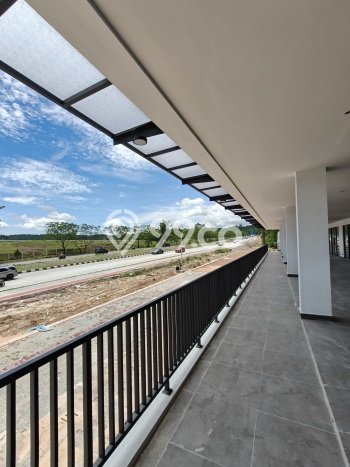 Ruko di Tiban, Luas 225m², Pusat Bisnis, Posisi Strategis Ruko di Tiban, Luas 225m², Pusat Bisnis, Posisi Strategis