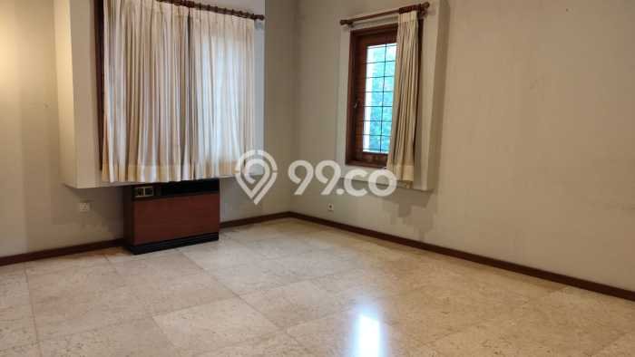 Rumah Mewah Siap Huni LT 726m2 di Kebayoran Baru, Jakarta Selatan Rumah Mewah Siap Huni LT 726m2 di Kebayoran Baru, Jakarta Selatan