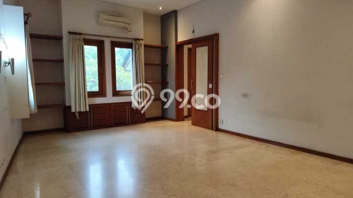Rumah Mewah Siap Huni LT 726m2 di Kebayoran Baru, Jakarta Selatan Rumah Mewah Siap Huni LT 726m2 di Kebayoran Baru, Jakarta Selatan
