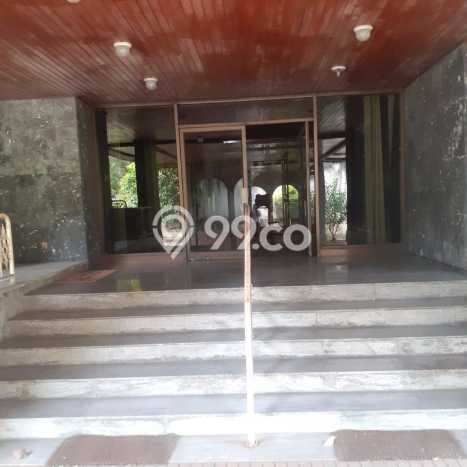 Rumah Luxury Modern Siap Huni di Condet Jakarta Timur Rumah Luxury Modern Siap Huni di Condet Jakarta Timur