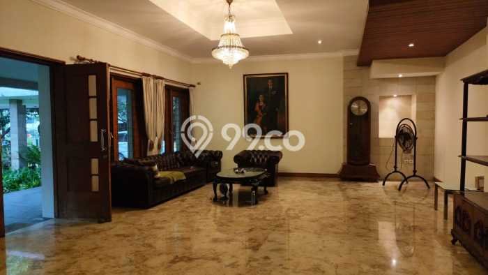 Rumah Mewah Siap Huni LT 726m2 di Kebayoran Baru, Jakarta Selatan Rumah Mewah Siap Huni LT 726m2 di Kebayoran Baru, Jakarta Selatan