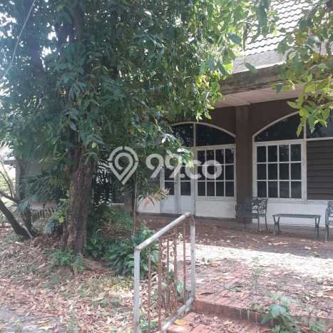Rumah Luxury Modern Siap Huni di Condet Jakarta Timur Rumah Luxury Modern Siap Huni di Condet Jakarta Timur