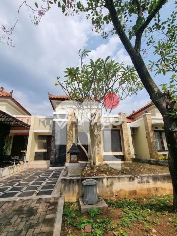 Lokasi terbaik! Rumah siap huni disewakan di Mijen LB 120m2 Lokasi terbaik! Rumah siap huni disewakan di Mijen LB 120m2