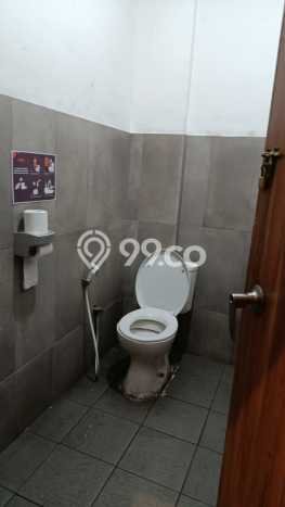 Unit Komersial Disewakan di Jakarta Barat Area Strategis Harga Kompetitif Unit Komersial Disewakan di Jakarta Barat Area Strategis Harga Kompetitif