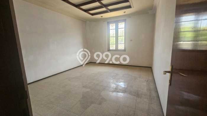 Dijual Rumah Eksklusif 3 KT di Dukuh Kupang, Surabaya Dijual Rumah Eksklusif 3 KT di Dukuh Kupang, Surabaya