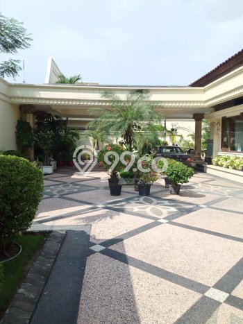Rumah Mewah Siap Huni LT 1410m2 di Wonocolo, Surabaya Rumah Mewah Siap Huni LT 1410m2 di Wonocolo, Surabaya
