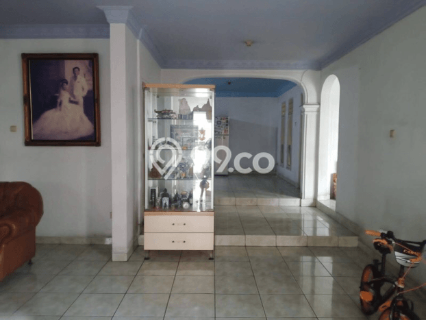 Dijual Rumah Luas Elegan Dengan View Cantik di Taman Palem, Jakarta Barat Dijual Rumah Luas Elegan Dengan View Cantik di Taman Palem, Jakarta Barat