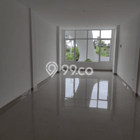 Ruko Dijual di Prime Area Jakarta Barat Luas 112m2 Ruko Dijual di Prime Area Jakarta Barat Luas 112m2
