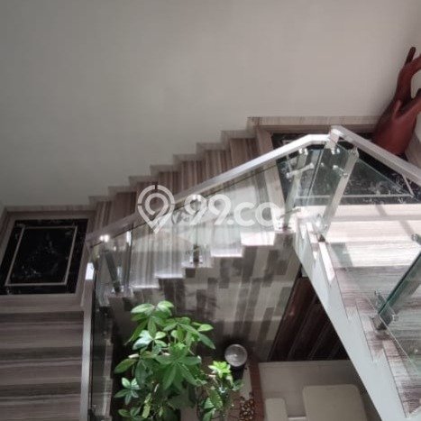 Jarang Ada! Rumah Sewa 4 Kamar Bagus Siap Huni Dago Pakar Jarang Ada! Rumah Sewa 4 Kamar Bagus Siap Huni Dago Pakar