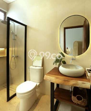 HOT DEAL! Vila Kawasan , Area 204m2m², Lokasi Strategis HOT DEAL! Vila Kawasan , Area 204m2m², Lokasi Strategis