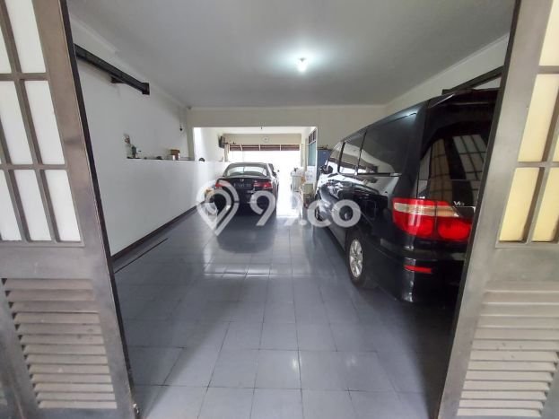 Siap Huni Rumah Mewah 8 Kamar di Sukajadi Dekat ke Mana Saja Siap Huni Rumah Mewah 8 Kamar di Sukajadi Dekat ke Mana Saja