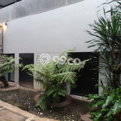 Ready to Use! Premium House LT 313m2 Desain Elegan di Setiabudi Ready to Use! Premium House LT 313m2 Desain Elegan di Setiabudi