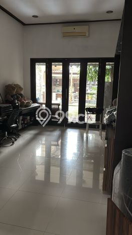 Hunian Elit LB 300m2 Siap Huni Desain Elegan di Mekar Wangi, Bandung Hunian Elit LB 300m2 Siap Huni Desain Elegan di Mekar Wangi, Bandung