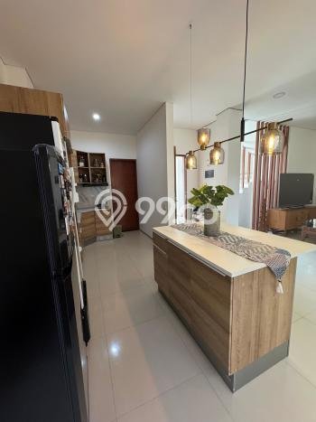 Jual Rumah Mewah Megah Dengan View Eksklusif di Seminyak, Badung Jual Rumah Mewah Megah Dengan View Eksklusif di Seminyak, Badung