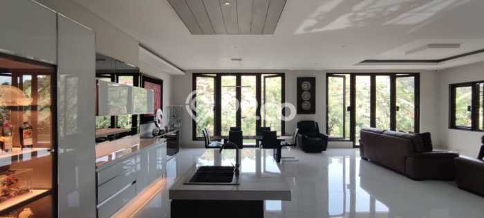 Jarang Ada! Rumah Sewa 4 Kamar Bagus Siap Huni Dago Pakar Jarang Ada! Rumah Sewa 4 Kamar Bagus Siap Huni Dago Pakar