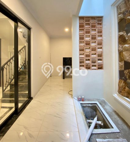 Dijual Rumah Strategis Bagus Punya 3 KT di Jagakarsa Jakarta Selatan SHM Dijual Rumah Strategis Bagus Punya 3 KT di Jagakarsa Jakarta Selatan SHM