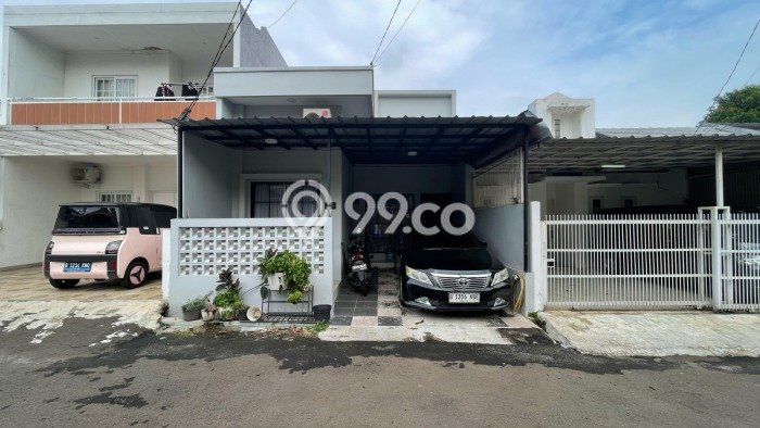 Dijual Cepat Rumah Favorit Siap Huni LB 70m2 di Kramat Jati, Jakarta Timur Dijual Cepat Rumah Favorit Siap Huni LB 70m2 di Kramat Jati, Jakarta Timur