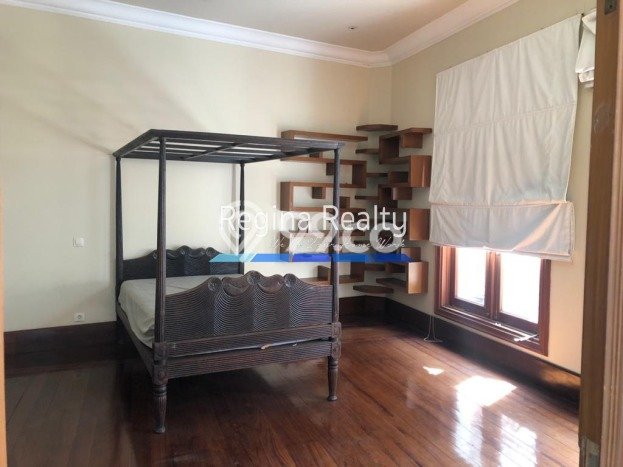 Rumah Mewah Dijual LT 900m2 di Kebayoran Baru, Jakarta Selatan Rumah Mewah Dijual LT 900m2 di Kebayoran Baru, Jakarta Selatan