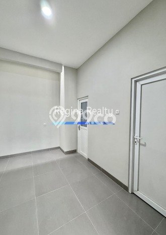 Disewakan Ruko di Kawasan Ramai Terogong Luas 400m2 Disewakan Ruko di Kawasan Ramai Terogong Luas 400m2