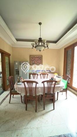 PROPERTI UNGGULAN! Rumah Strategis area Duren Tiga, Luas 563m² LB 440m² PROPERTI UNGGULAN! Rumah Strategis area Duren Tiga, Luas 563m² LB 440m²