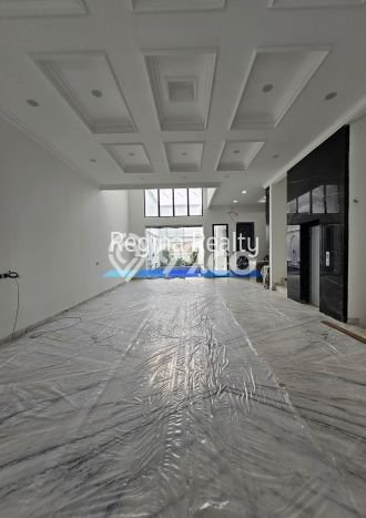 Dijual Rumah Premium dengan Fasilitas Sekitar Komplit di Tebet, Jakarta Selatan Dijual Rumah Premium dengan Fasilitas Sekitar Komplit di Tebet, Jakarta Selatan