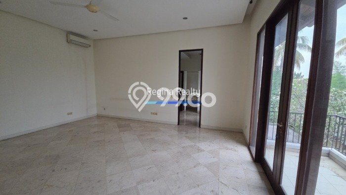 Dijual Rumah Mewah Elegan Dengan View Eksklusif di Pejaten, Jakarta Selatan Dijual Rumah Mewah Elegan Dengan View Eksklusif di Pejaten, Jakarta Selatan