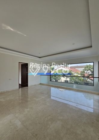 For Sale! Luxury House LT 397m2 Desain Elegan di Pondok Indah For Sale! Luxury House LT 397m2 Desain Elegan di Pondok Indah