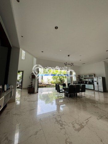 Hunian Mewah LB 800m2 Siap Huni Desain Elegan di BSD City, Tangerang Hunian Mewah LB 800m2 Siap Huni Desain Elegan di BSD City, Tangerang