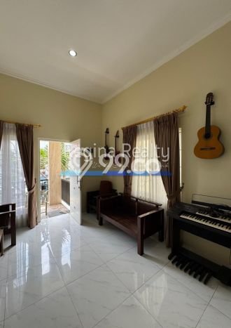 Rumah Mewah LB 200m2 Siap Pakai Desain Elegan di Pondok Indah, Jakarta Selatan Rumah Mewah LB 200m2 Siap Pakai Desain Elegan di Pondok Indah, Jakarta Selatan