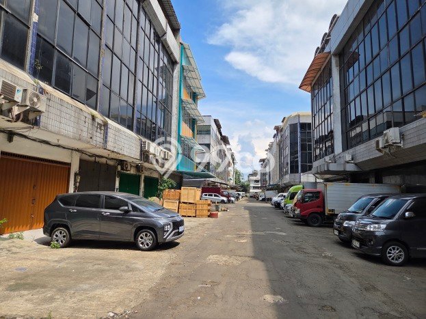 Ruko Dijual Lokasi Stratagis di Sawah Besar Jakarta Pusat Cocok untuk Investasi Ruko Dijual Lokasi Stratagis di Sawah Besar Jakarta Pusat Cocok untuk Investasi