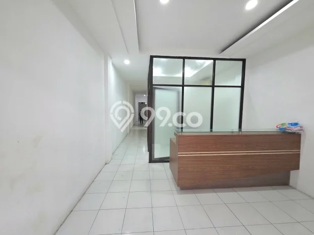 Unit Ruko Dijual di Jakarta Utara LT 100m2 & LB 300m2 Unit Ruko Dijual di Jakarta Utara LT 100m2 & LB 300m2