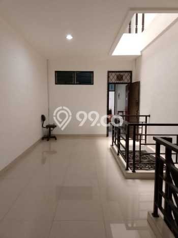 Area Ramai! Ruko Dijual di Tambora untuk Bisnis Luas Bangunan 406m2 Area Ramai! Ruko Dijual di Tambora untuk Bisnis Luas Bangunan 406m2