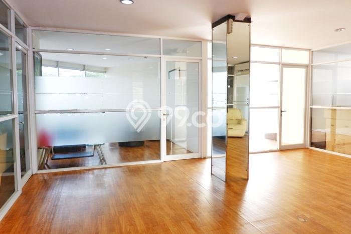 FOR SALE! Kantor di Serpong Utara Tangerang Selatan, LT 250m2, LB 1819m2 FOR SALE! Kantor di Serpong Utara Tangerang Selatan, LT 250m2, LB 1819m2