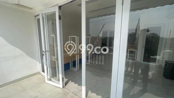 Ruko Dijual di Prime Area Jakarta Barat Luas 250m2 Ruko Dijual di Prime Area Jakarta Barat Luas 250m2