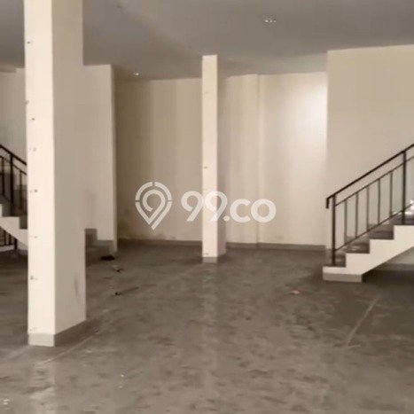 Unit Komersial Disewakan di Jakarta Utara Area Strategis Harga Kompetitif Unit Komersial Disewakan di Jakarta Utara Area Strategis Harga Kompetitif