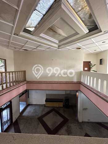 Jual Rumah Luas Megah Dengan View Eksklusif di Kemang, Jakarta Selatan Jual Rumah Luas Megah Dengan View Eksklusif di Kemang, Jakarta Selatan