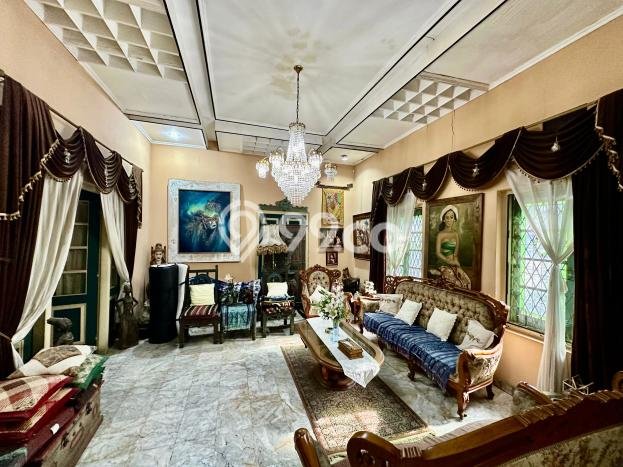 Hunian Mewah LB 300m2 Siap Pakai Desain Elegan di Setiabudi, Jakarta Selatan Hunian Mewah LB 300m2 Siap Pakai Desain Elegan di Setiabudi, Jakarta Selatan