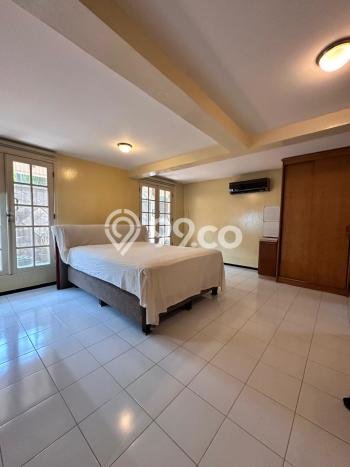 Dijual Rumah Premium dengan Fasilitas Sekitar Lengkap di Cinere, Depok Dijual Rumah Premium dengan Fasilitas Sekitar Lengkap di Cinere, Depok