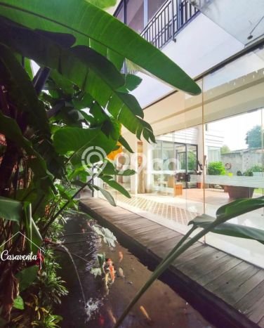 Rumah Elit Modern Siap Huni di Lebak Bulus Jakarta Selatan Rumah Elit Modern Siap Huni di Lebak Bulus Jakarta Selatan