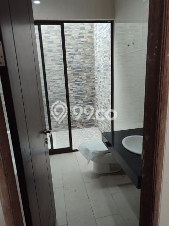 For Sale! Premium House LT 250m2 Desain Elegan di BSD Green Wich For Sale! Premium House LT 250m2 Desain Elegan di BSD Green Wich