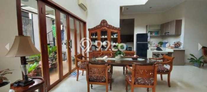 For Sale! Luxury House LT 340m2 Desain Modern di BSD The Green For Sale! Luxury House LT 340m2 Desain Modern di BSD The Green